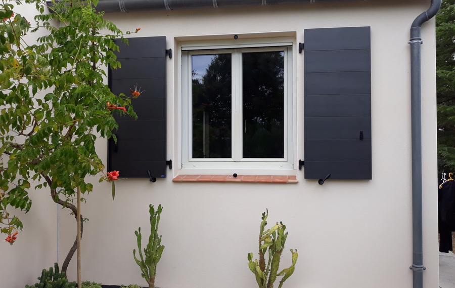 Volets battants &eacute;pur&eacute;s &agrave;&nbsp;Challans